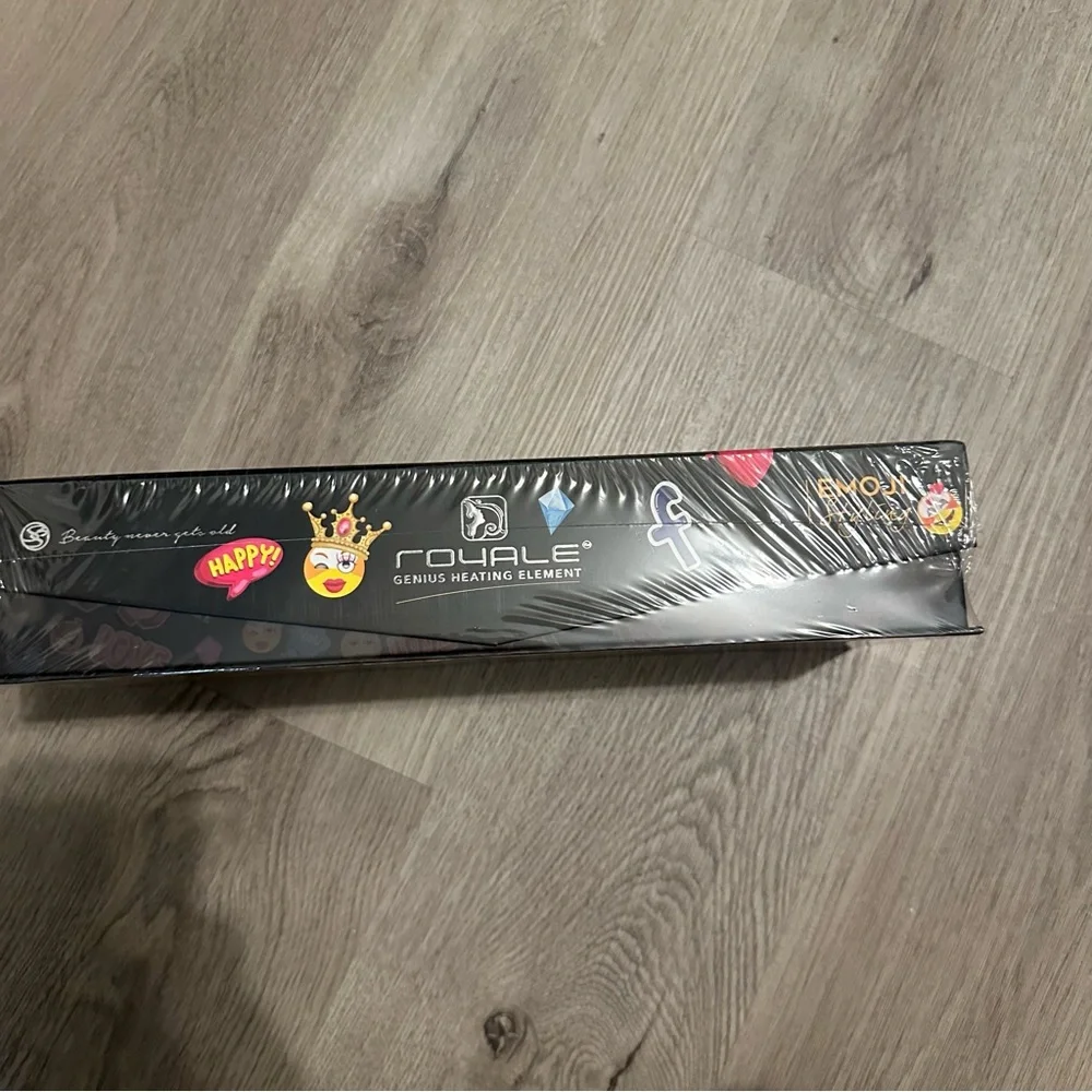 ROYALE PLATINUM Platinum Genius Heating Element Flat Iron - Emoji S062P-S